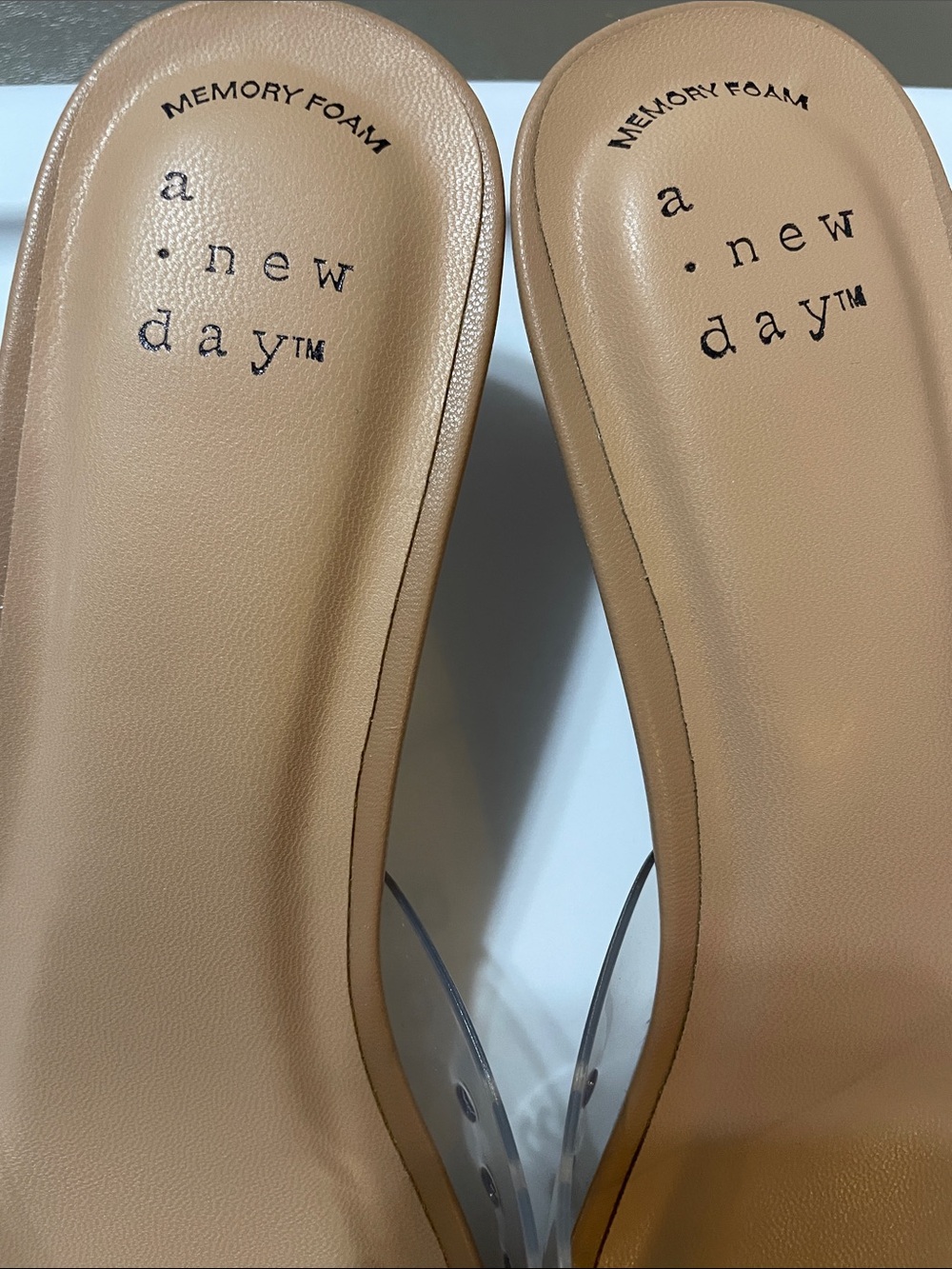Lois Clear Kitten Heel Sandal, a new day NWT Sz. 7.5 - Picture 8 of 11